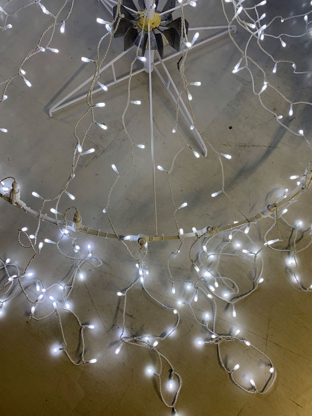 Ghirlande e barre luminose: Weihnachtsbeleuchtung Tannenbaum – Usato da Eschlikon TG venduto da ArtRec 1