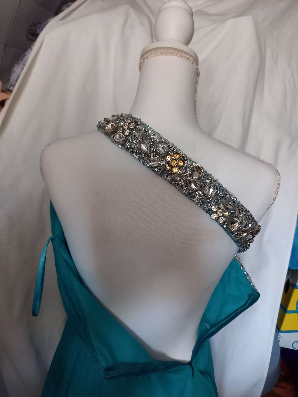 Vestiti: DAMEN  ABEND  KLEID – Usato da Uster venduto da flocke1 1