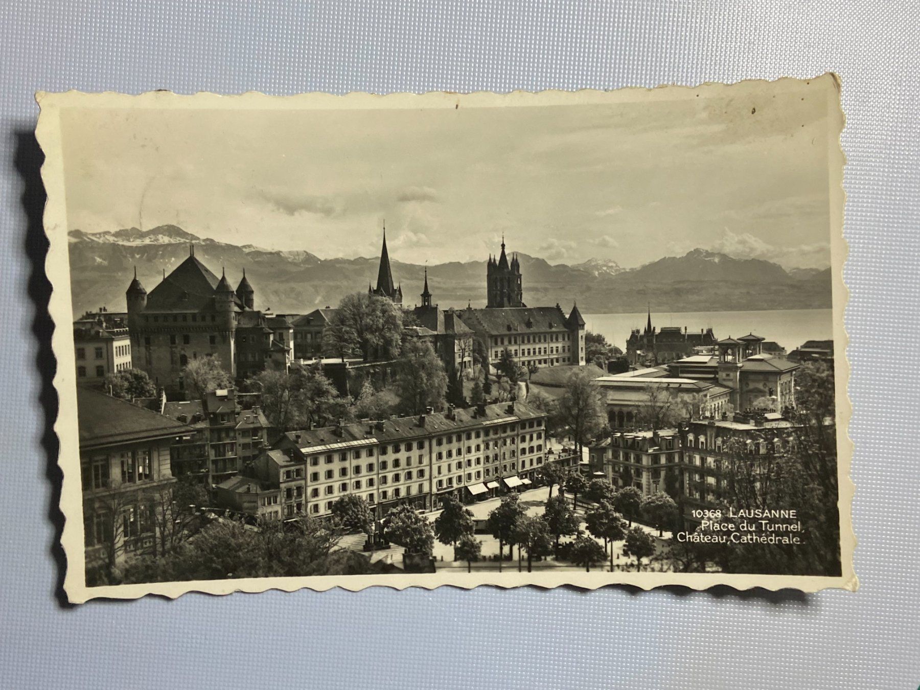 Cartes postales: Lausanne, Place du Tunnel – D'occasion à Steg VS par danwer74