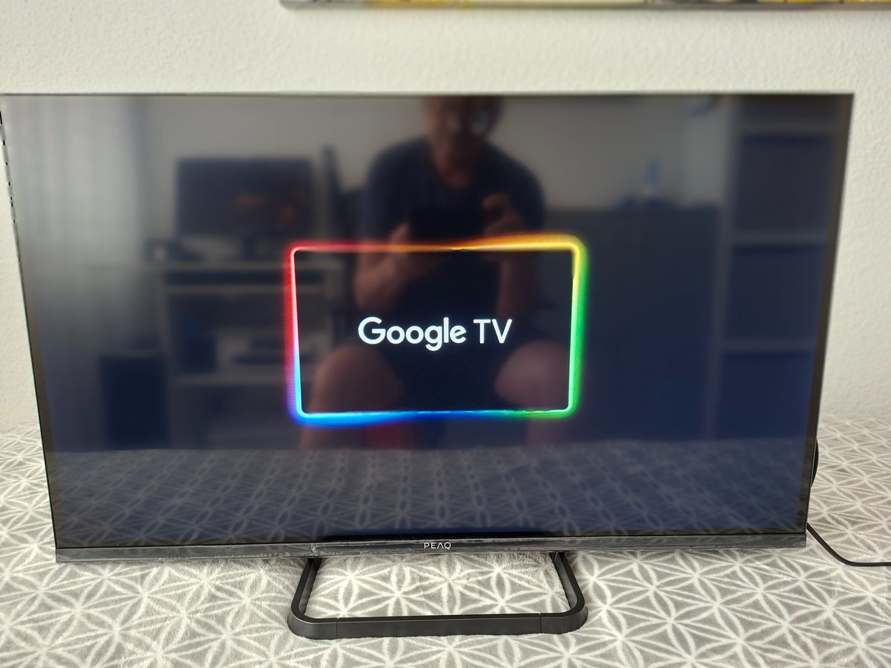 Televisori: PEAQ Smart TV 32 Zoll LED – Nuovo (secondo la descrizione) da Widnau venduto da WalterL0102 2