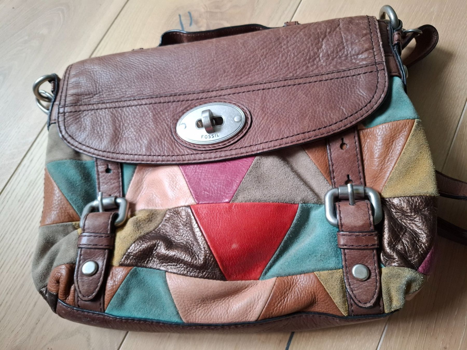 Fossil Sacs femmes: Fossil Maddox Ledertasche, Patchwork Design – D'occasion à Jenins par kunzli88