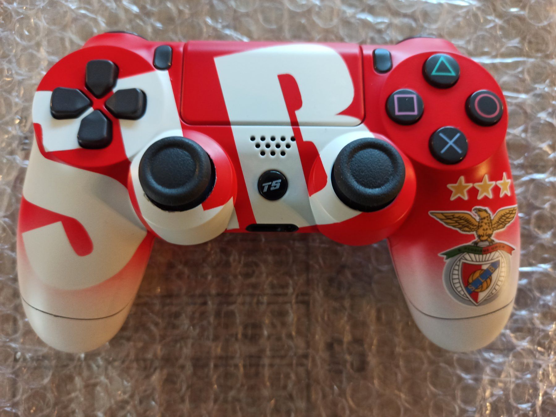 Controller: Custom Controller E Pluribus Unum SLB PS4 DualShock 4  V2 – Usato da Oberweningen venduto da mar_87mx