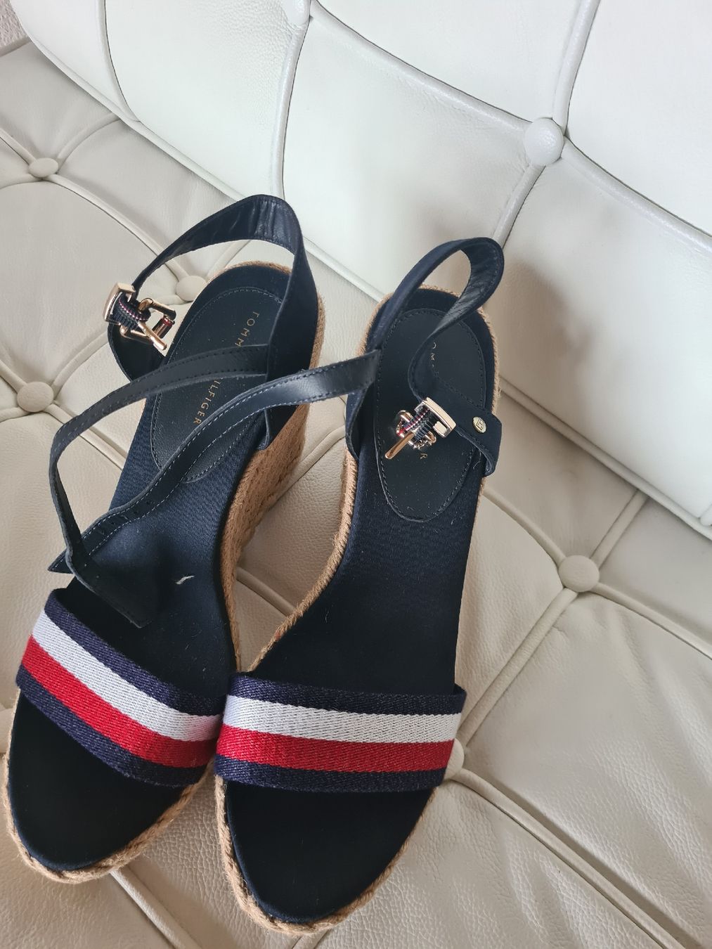 Tommy Hilfiger Damenschuhe: Thommy Hilfiger Schuhe – Gebraucht aus Ebmatingen von Gelegenheit77 7