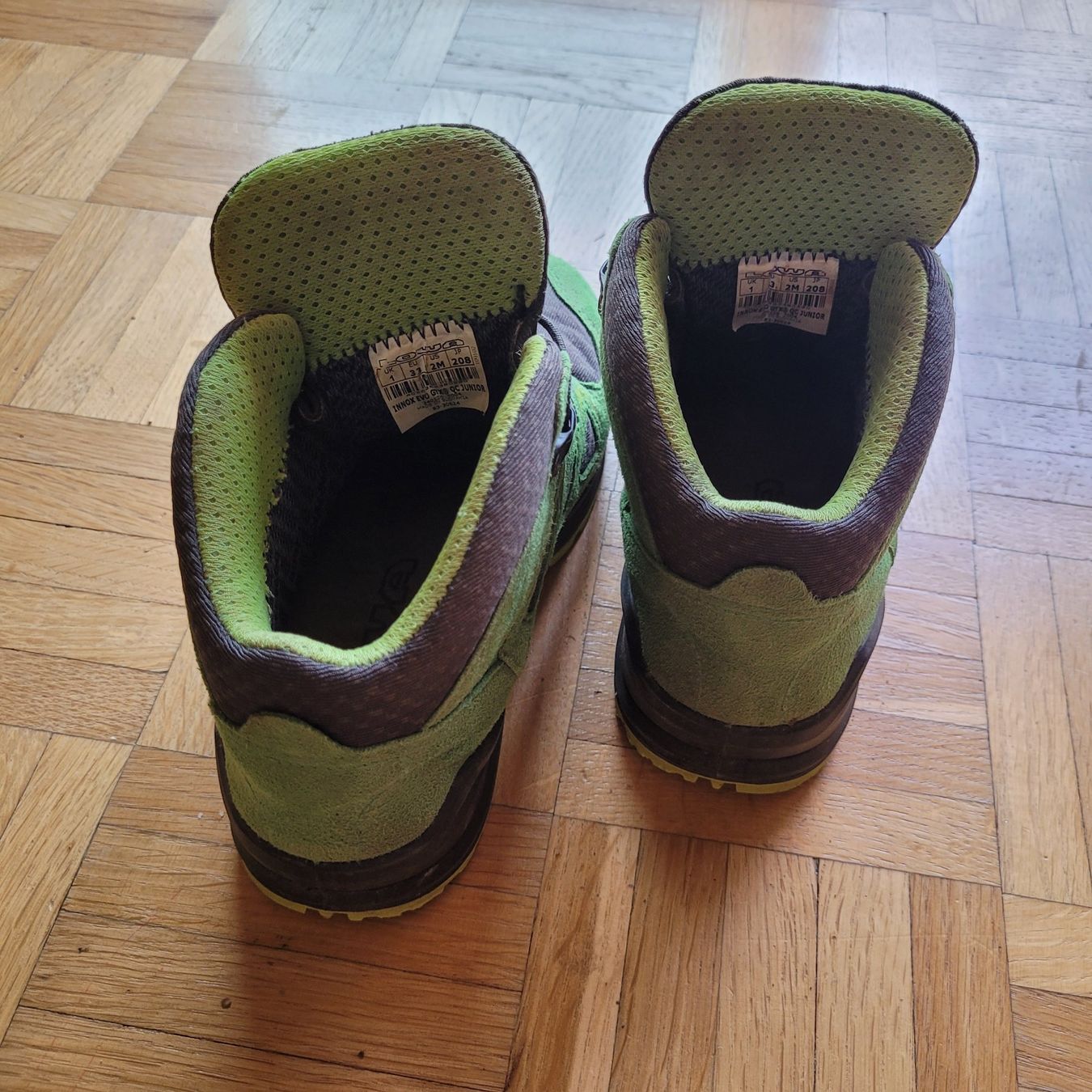 Lowa Schuhe für Jungen: Wanderschuhe Lowa – Gebraucht aus Thalwil von Chur04 1