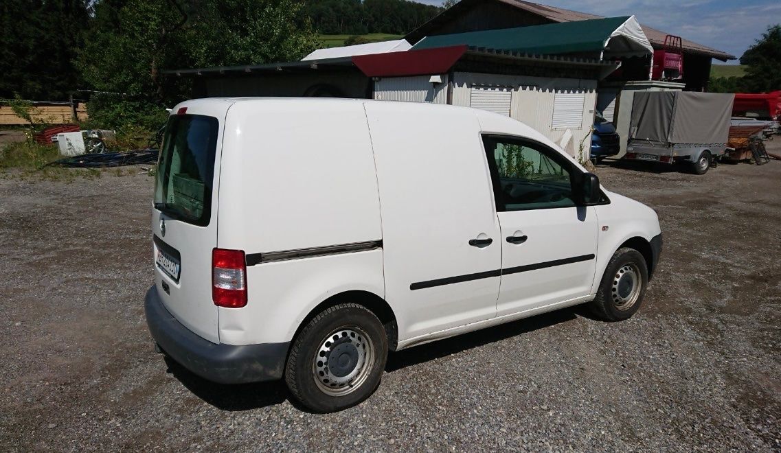 VW Veicoli commerciali: VW Caddy Lieferwagen weiss – Difettoso da Adelboden venduto da fipu_1991 1