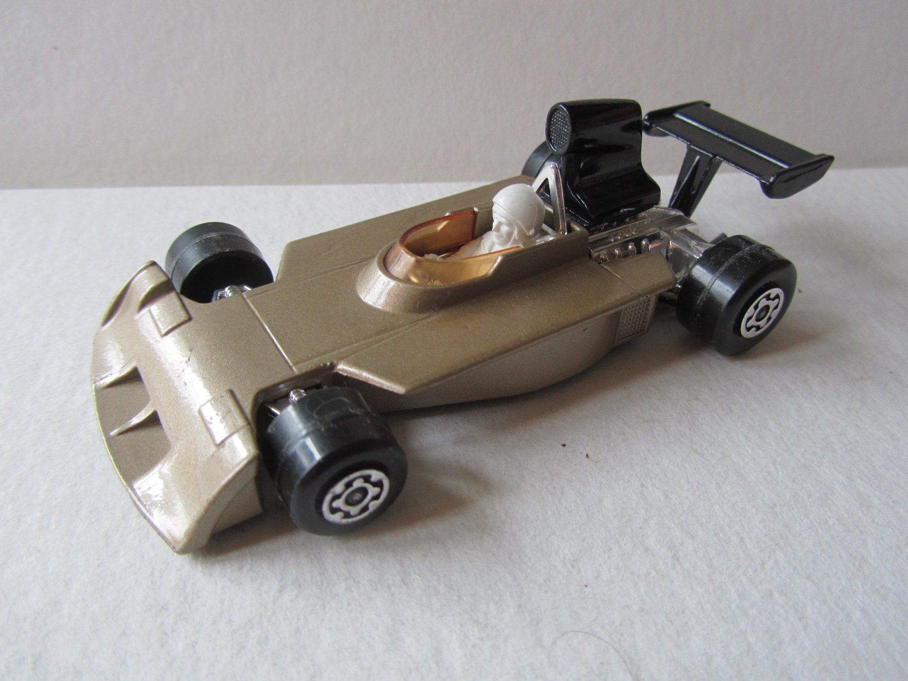 Matchbox Modellini d'auto: Surtees Formula 1, Matchbox Speed Kings, Nr. K-73 – Usato da Weiningen ZH venduto da dietsch57