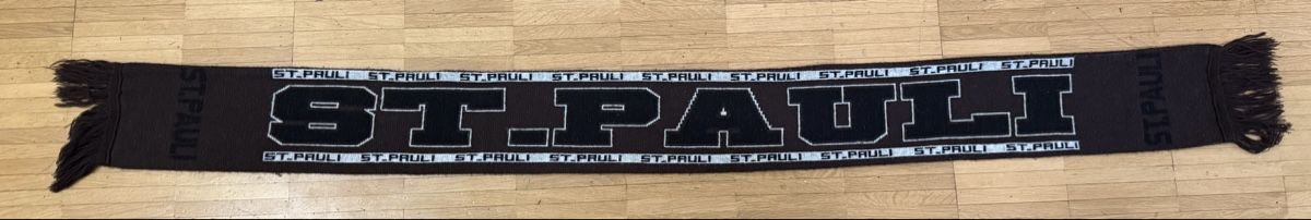 Foulards & écharpes: ST Pauli Fan Schal – D'occasion à Opfikon par Luis144