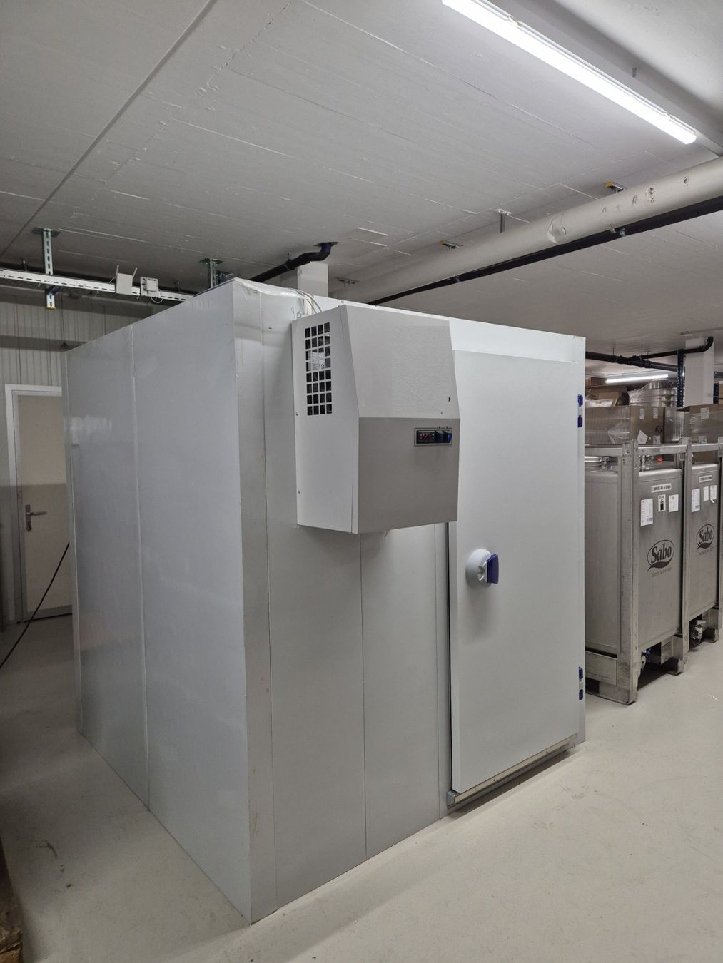 Frigoriferi & Refrigeratori: Kühlzellen Div. Grössen – Nuovo e nell'imballaggio originale da Schönenwerd venduto da Nussgipfel65 4