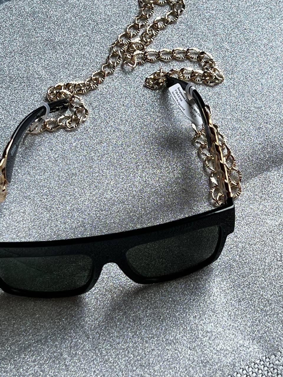 Urban Outfitters Lunettes & Verres: Urban Classics Sonnenbrille – Neuf avec emballage d'origine à Riehen par edu_92w7 5