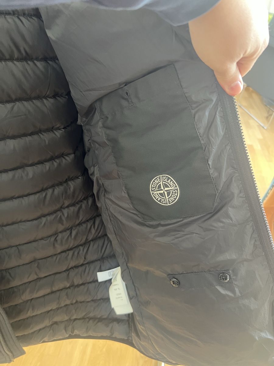 Giacche: Stone Island Stepped Jacket Black – Usato da Basel venduto da jul_dfc7 3