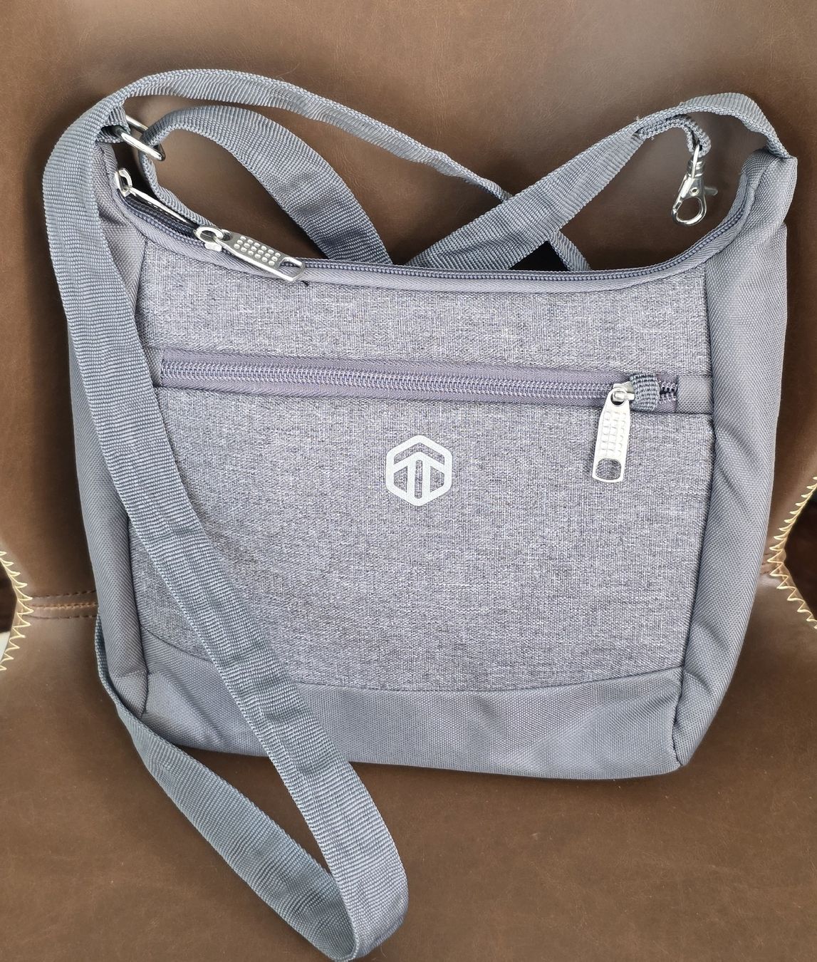 Sacs: Tasche grau mit RFID Schutz , Neu – Neuf (Voir description) à Rheinsulz par Gilea