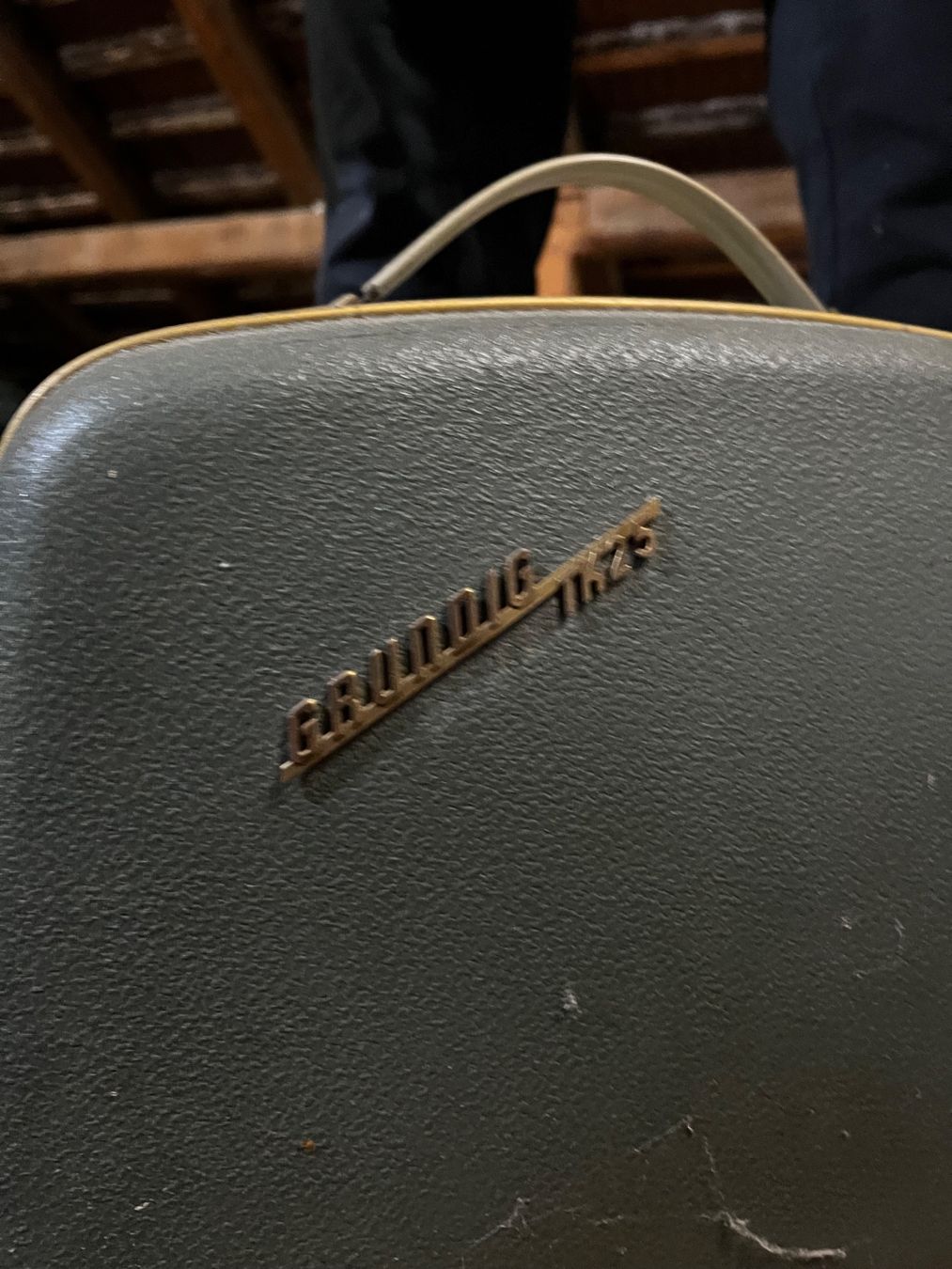 *Grundig* TK25 Tonbandkoffer Vintage (Defekt) in Reutlingen für CHF 9 ...