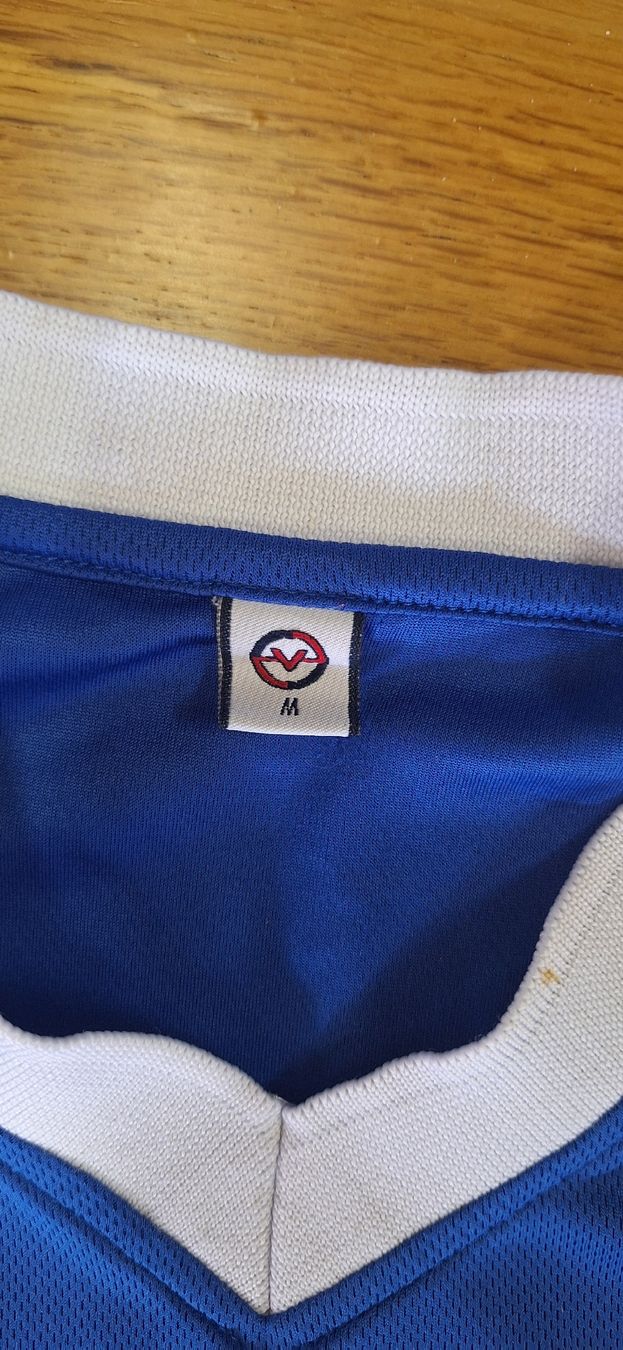 T-shirt: A3 – Usato da Künten venduto da Schnaepplihuus 5