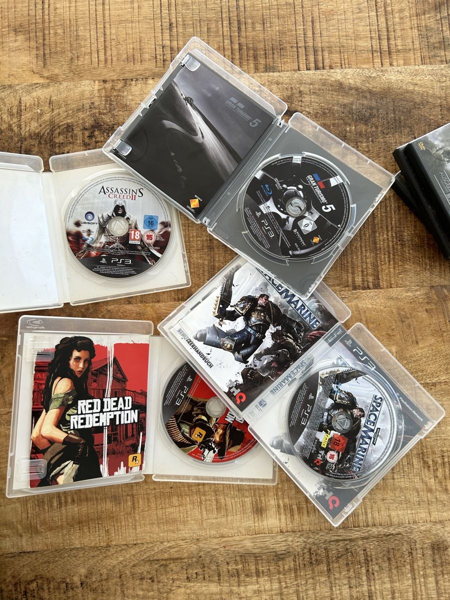 Sony Giochi: 4 PS3 Spiele; Red Dead Redemption; usw. top! – Usato da Fällanden venduto da Ed-Thomi