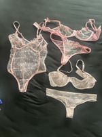 Damen Unterwaesche Set Body und BHs und Slips 