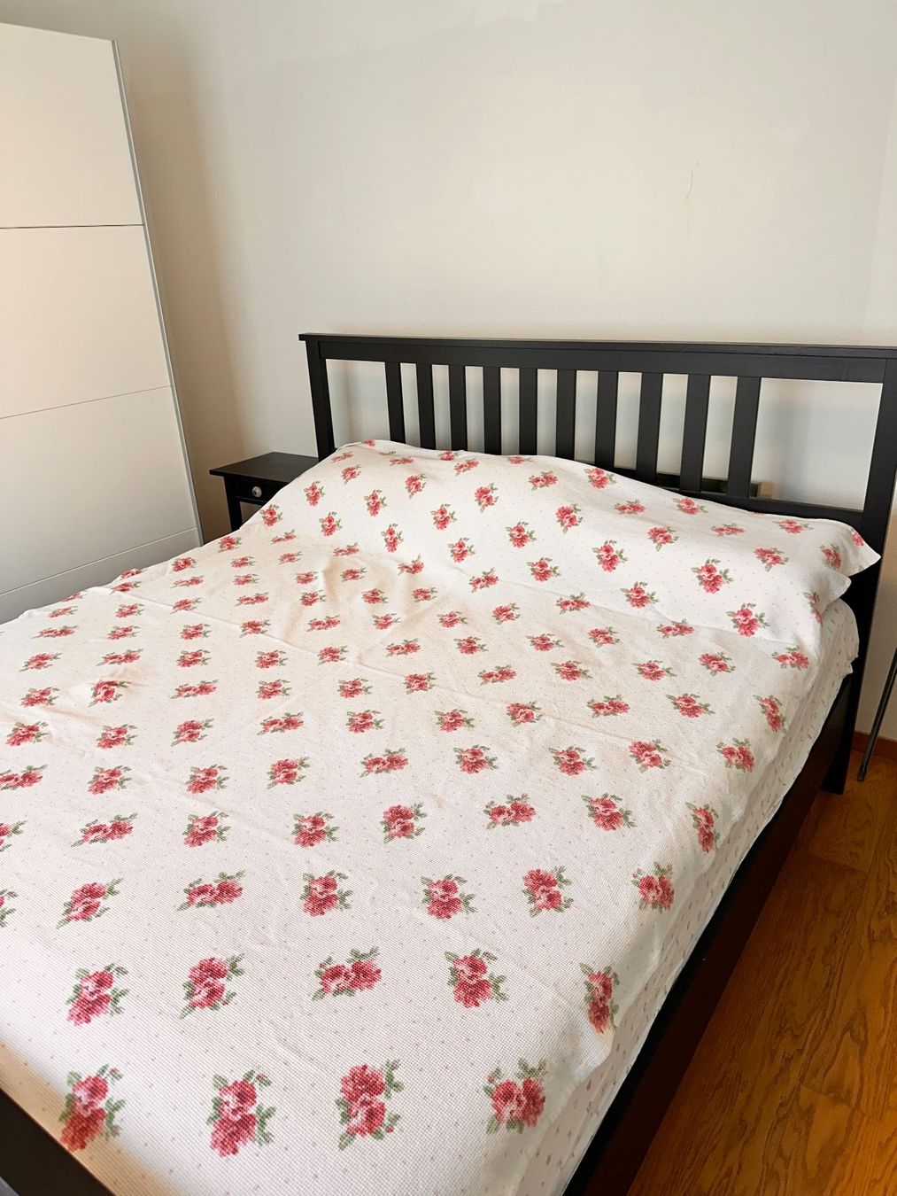 Ikea Lits: Ikea Hemnes Bett – D'occasion à Belp par Ozlem_sah34 1