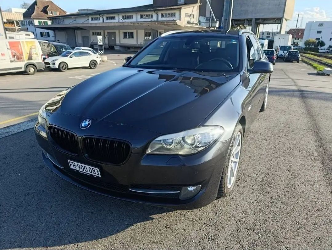 BMW Automobili: BMW 520i, 180 PS, Automat – Usato da Kerzers venduto da Hemingway_Motors 1