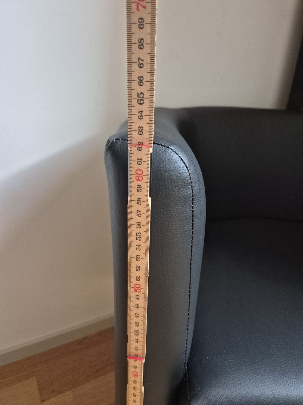 Ikea Fauteuils: Ikea Sessel Kunstleder Schwarz  – D'occasion à Luzern par bam_qr5p 3