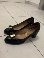 Schuhe Salvatore Ferragamo schwarz Grösse 40 mit Schnalle