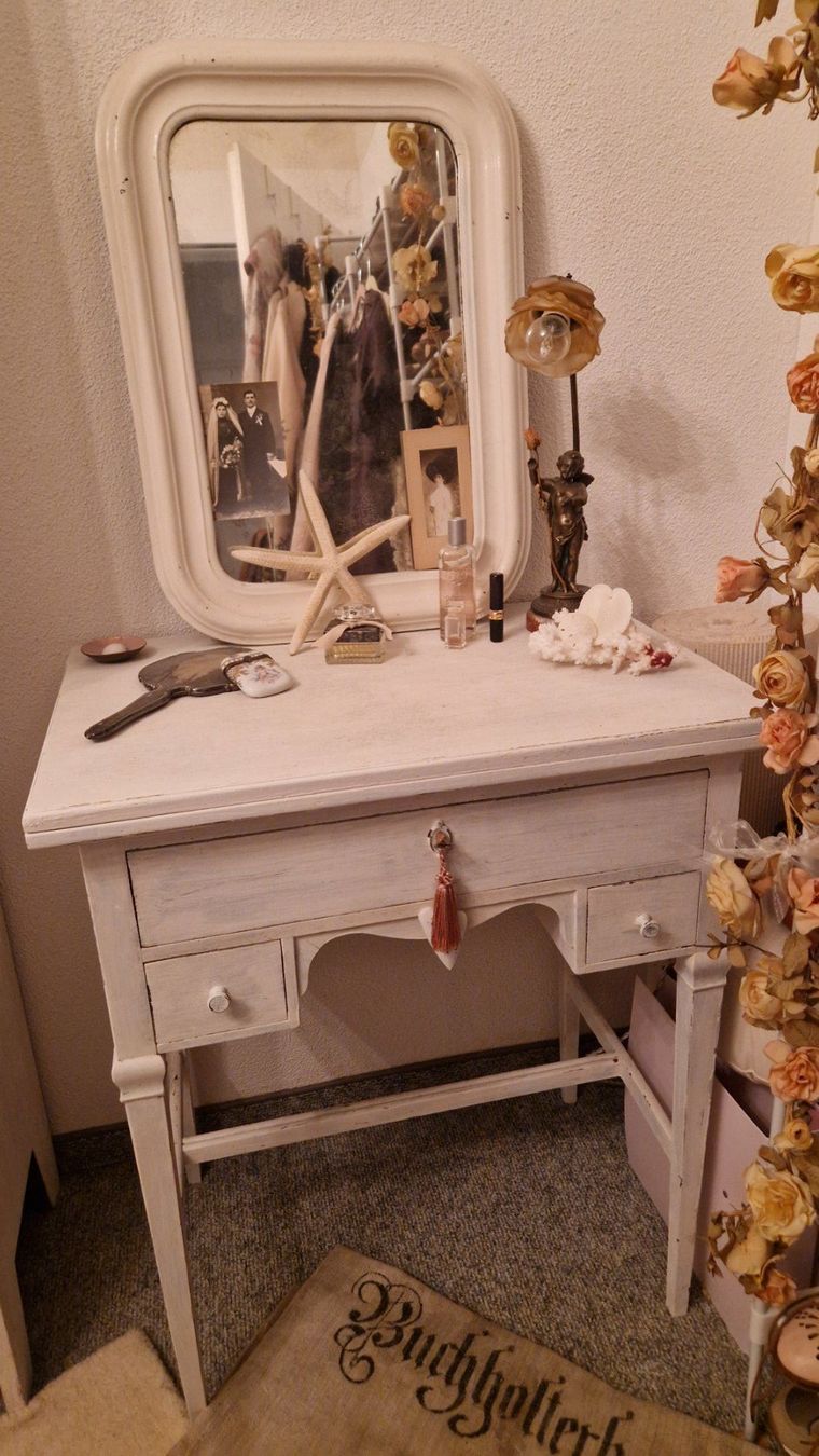 Coiffeuses: Schminktisch mit Schubladen weiss Shabby Chic – D'occasion à Rütihof par Teddy1985 1