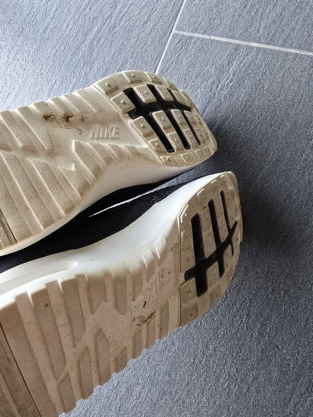 Nike Scarpe da donna: Nike Grösse 38.5 – Usato da Wolfwil venduto da chipsyyy 4