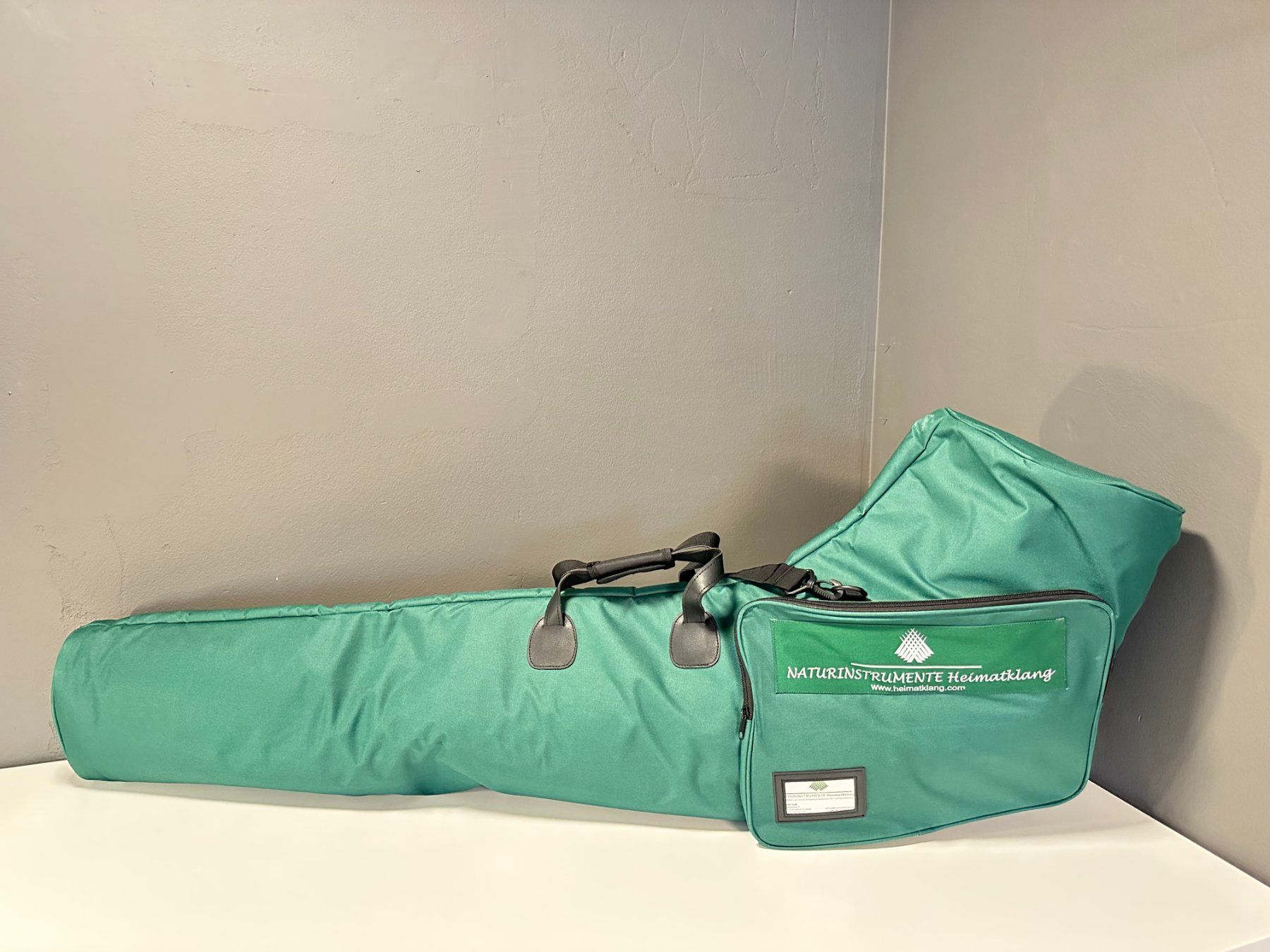 Strumenti musicali: Alphorn, cor des alpes, f+fis+g+As+Bb – Nuovo e nell'imballaggio originale da Krumbach venduto da swissHorn 5