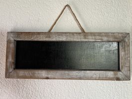 Deko Rustikale Wandtafel im Holzrahmen