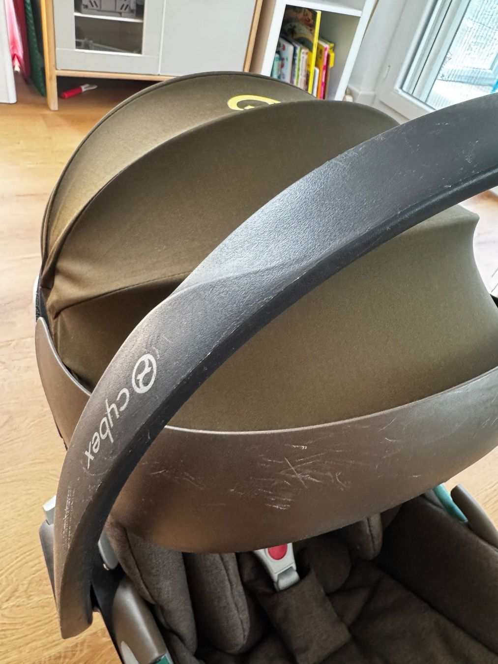 Seggiolini per auto: Cybex Babyschale zu verkaufen – Usato da Eglisau venduto da nad_hzz8 4