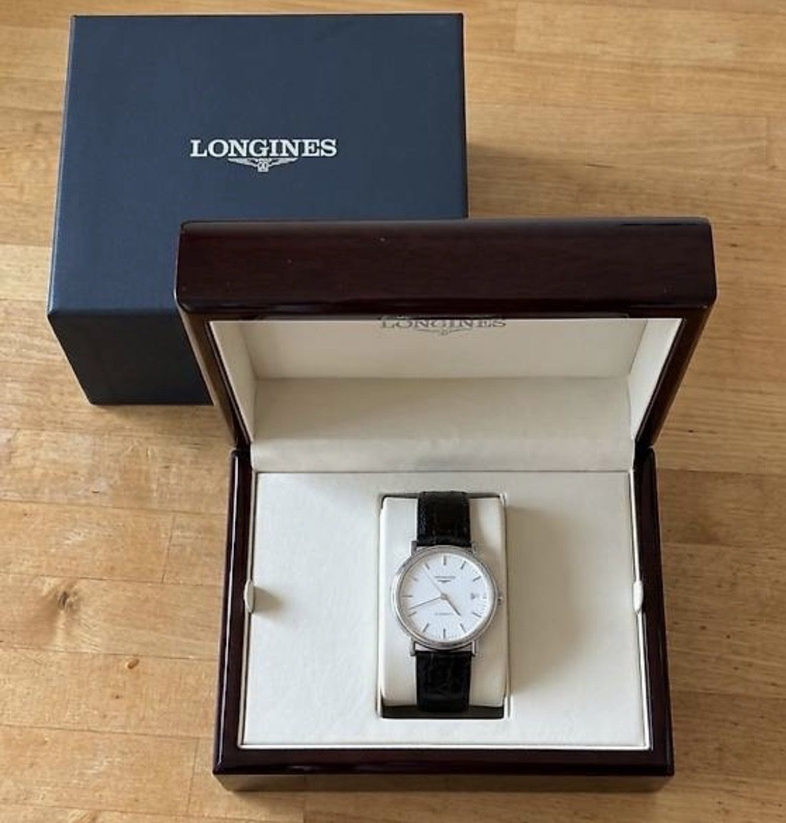 Longines Orologi: Longines Classique, automatique, état impeccable, avec boîte – Nuovo (secondo la descrizione) da Meyrin venduto da sah_y8kk 1