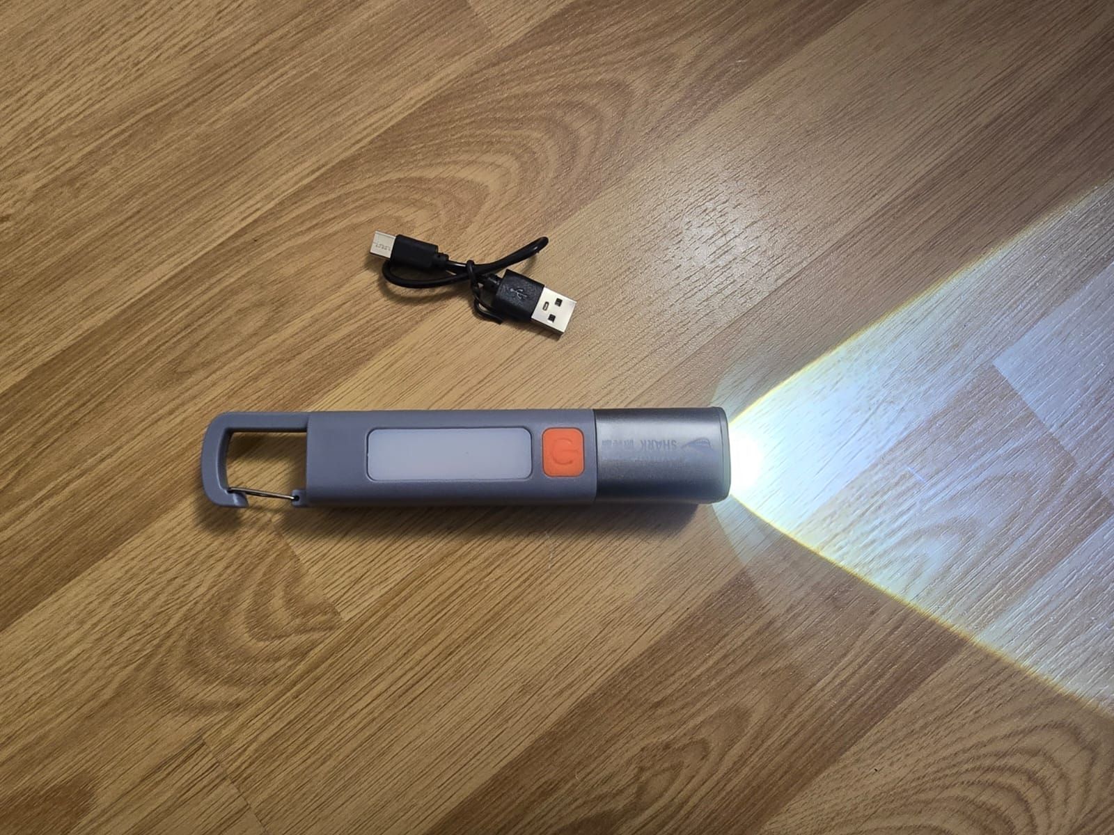 Lampade: Super praktische Arbeitsleuchte, neu – Nuovo e nell'imballaggio originale da Zürich venduto da dev_5brj 1