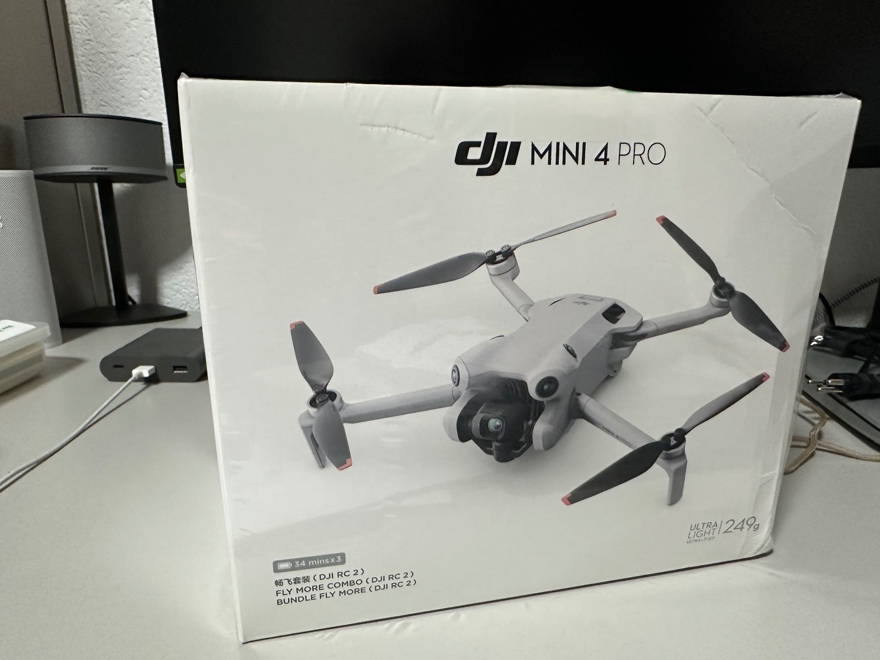 DJI RC Modellbau: DJI Mini 4 Pro Fly More Combo - Neu und ungeöffnet – Neu und originalverpackt aus Othmarsingen von daisy18
