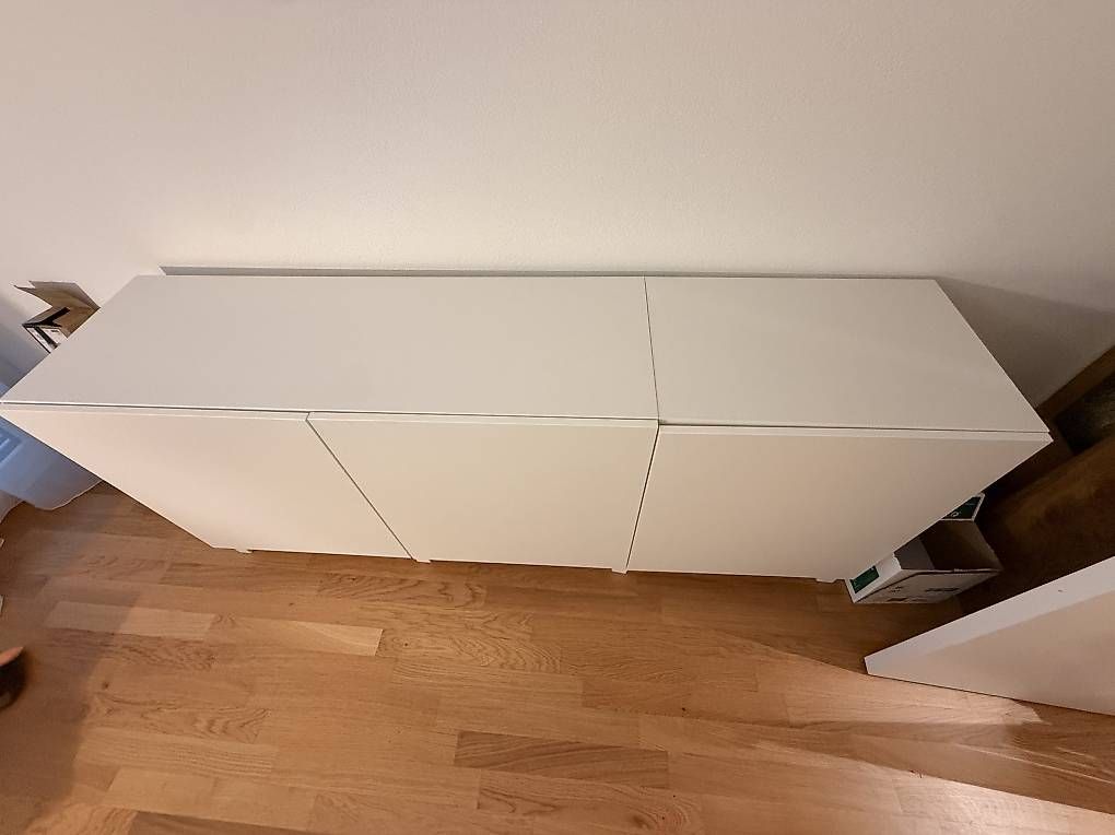 Cassettiere: IKEA BESTÅ Sideboard weiss, 180 cm – Usato da Galgenen venduto da barbara_b 1