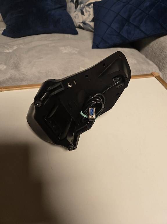 Logitech Controller: Logitech Shifter G27 – Usato da Poliez-le-Grand venduto da Lea_2wl5 3