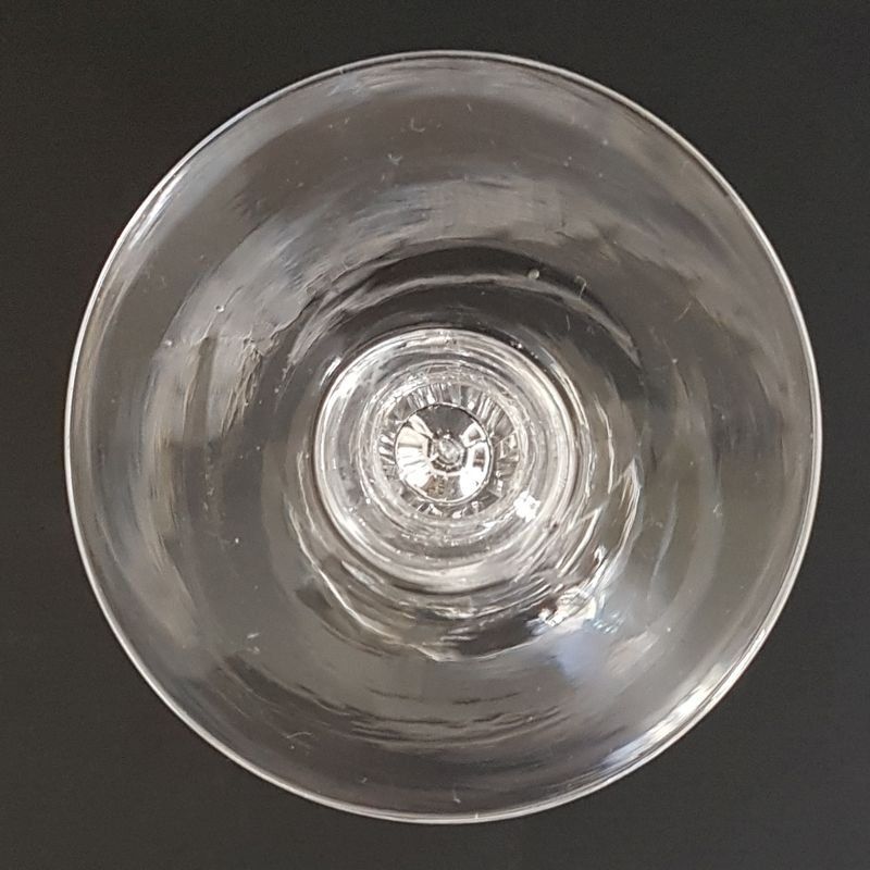 Verres: Antikes Glas Gravurdekor Mäanderband um 1900 – D'occasion à Kaltbrunn par Lexus3 4