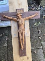 Holzkreuz J.N.R.J