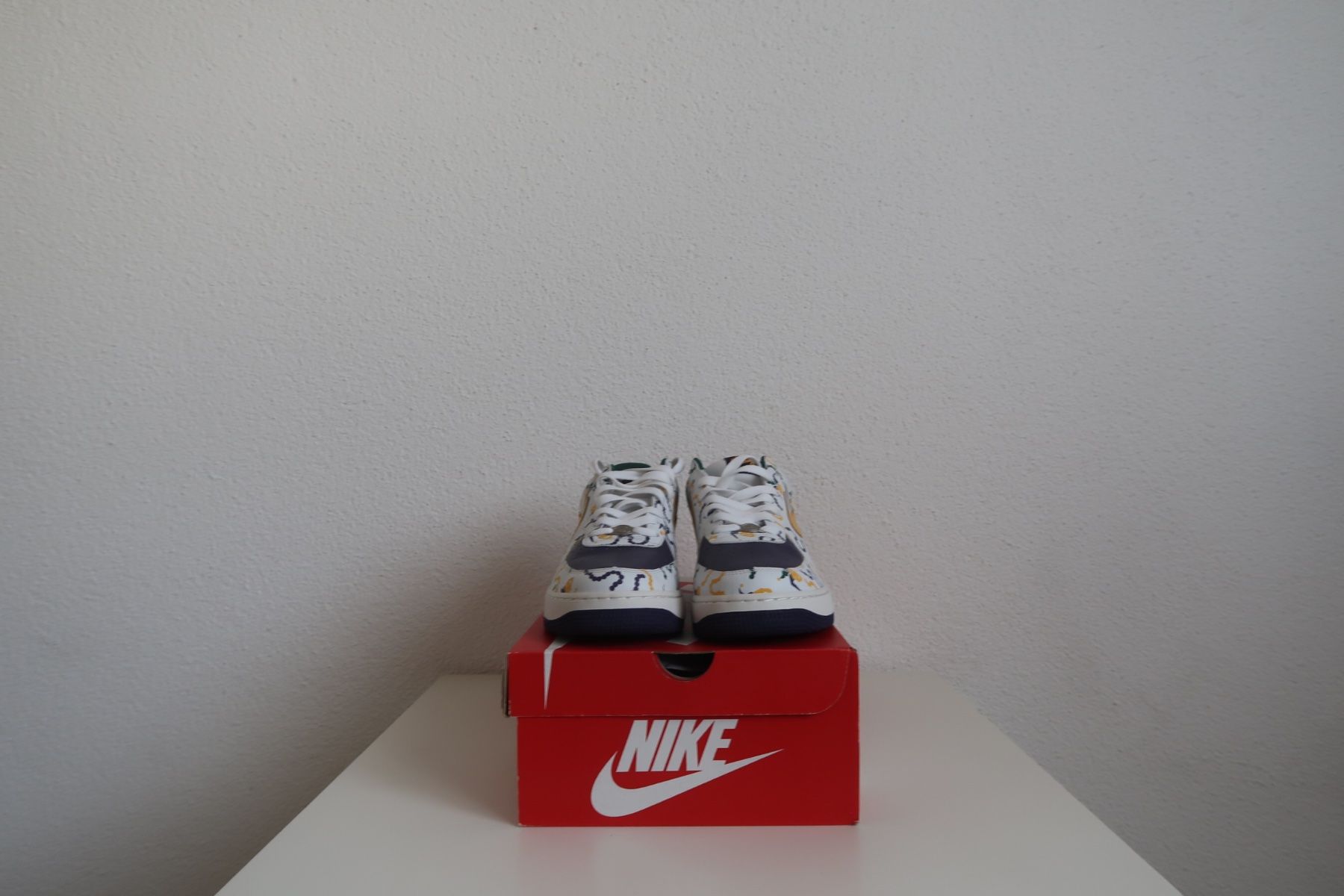 Nike Herrenschuhe: Nike Air Force 1 „MardiGras“ – Neu und originalverpackt aus Freienbach von Badi1980 1