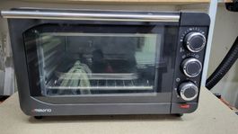 Kleiner Backofen zum Campen