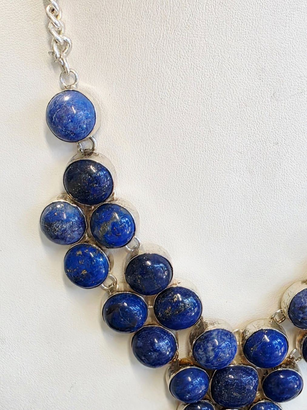 Catenine: Halskette Lapislazuli Silber Collier neuwertig – Nuovo (secondo la descrizione) da Zürich venduto da Bieter04 1