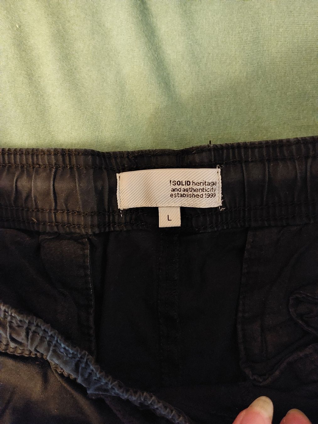 Pantaloni: Coole Sommerhose von Solid, Grösse L, Slim Fit, Schwarz – Nuovo (secondo la descrizione) da Gwatt (Thun) venduto da B.D.999 1
