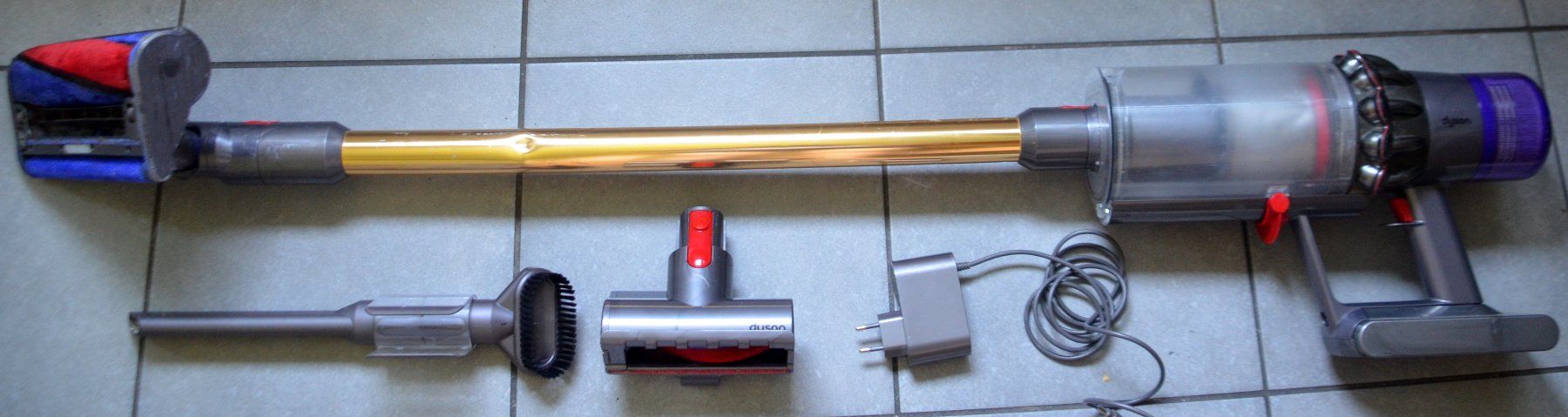 Dyson Aspirapolveri & Accessori: Dyson V11 Staubsauger / aspirateur – Usato da Collonges venduto da arashee 1