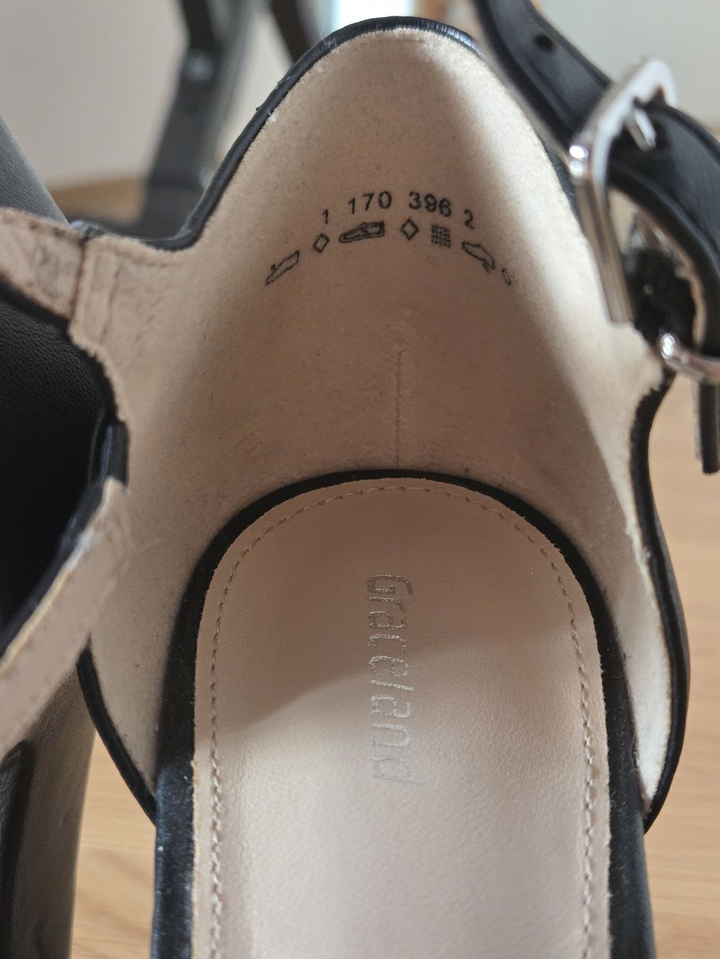 Scarpe da donna: Schwarze Heels – Usato da Bassersdorf venduto da ale_2ftz 1