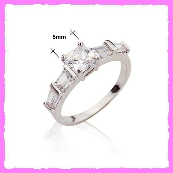 Anelli: Bezaubernder Ring mit Zirkonia – Nuovo e nell'imballaggio originale da Oberglatt ZH venduto da Diamond-Girl 3