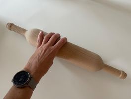 Rouleau à pâtisserie en bois massif, design bouteille