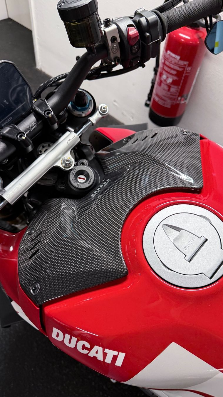 Ducati Strada: Ducati Streetfighter V4S – Usato da Wauwil venduto da cnb_jl5v 4