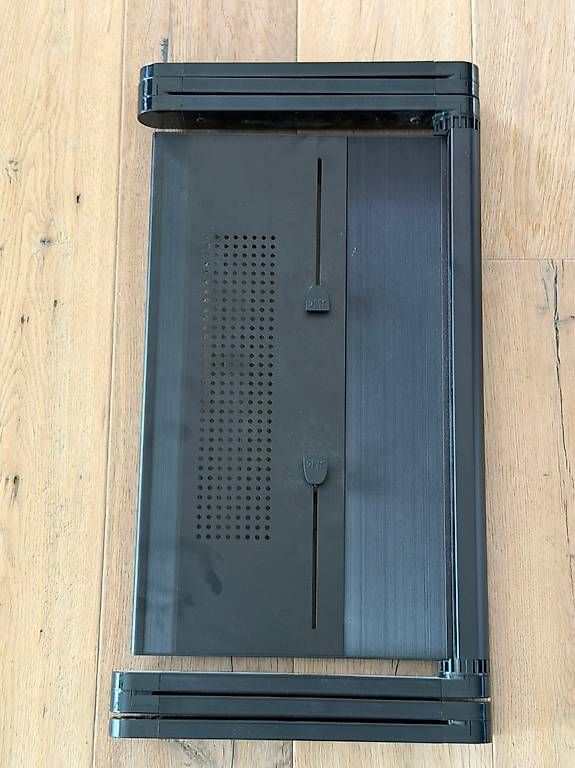 Racks & Cavalletti: Laptopständer  ergonomisch & höhenverstellbar – Usato da Adligenswil venduto da bwi_h8nr