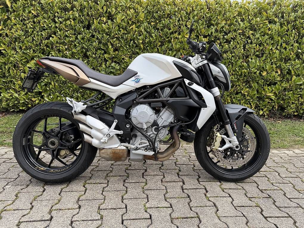 Strasse: MV Agusta Brutale  – Gebraucht aus duillier von mitch46 1
