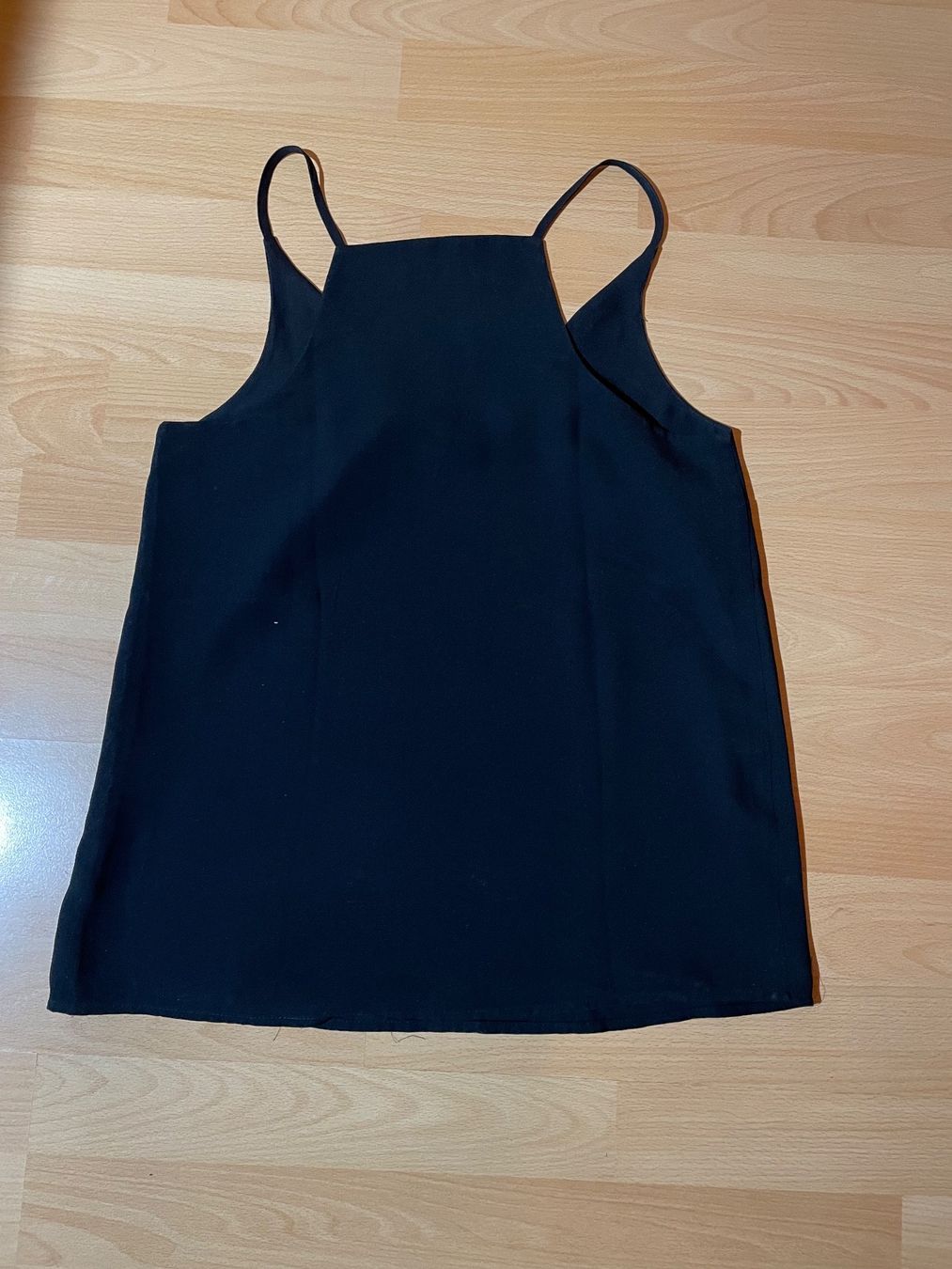 Top: Top noir – Usato da Chamoson venduto da daleva0204 2