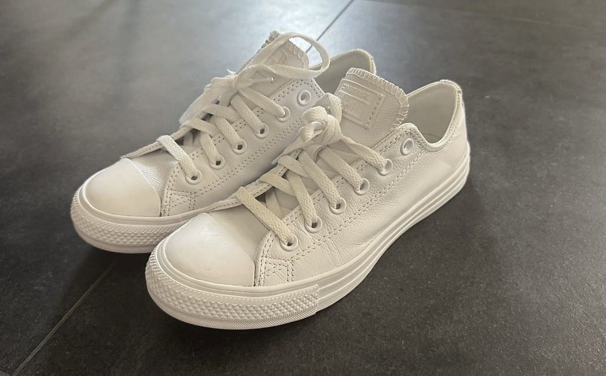 Converse Chaussures femmes: Schuhe Converse Gr. 38 – Neuf (Voir description) à Balzers par Lorena-H