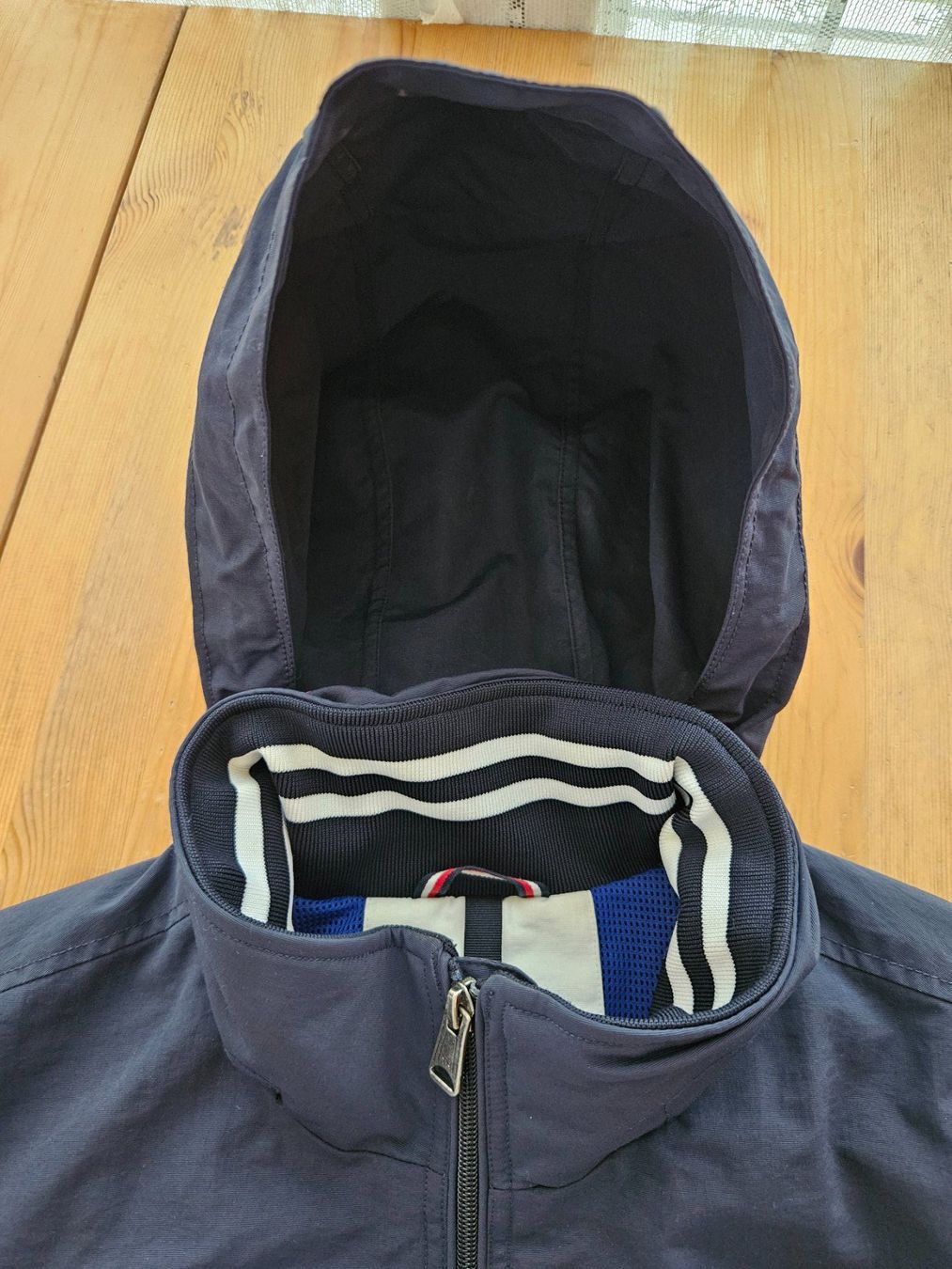 Tommy Hilfiger Jacken: Tommy Hilfiger Jacke Grösse M Übergangsjacke – Gebraucht aus Hägglingen von United-Village-Trade 8