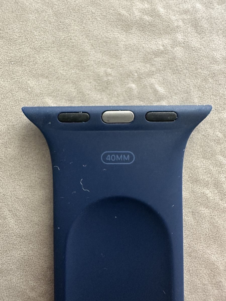 Apple Armbänder & -reifen: Apple Watch Armband dunkelblau 40mm – Gebraucht aus Berg SG von tob_5gnj 2